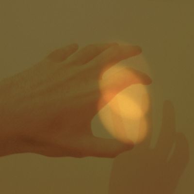 Zulal Akh Ninar by Ribas Abbas