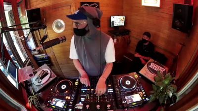 Lefto Presents “Think Outside The Kiosk” feat ECHT! ‘s “Brewmix” @ Kiosk Radio 06.06.2021