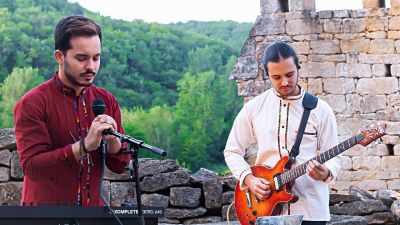 Pandhora live at Château de Commarque, France [Voyage des Koumoul] for Cafe De Anatolia