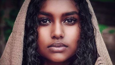 Valeron & Neval – Sahi